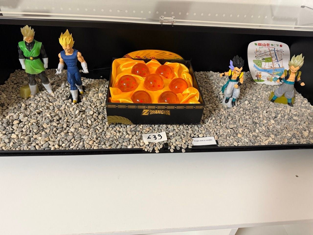 Lot de figurines - franchise japonais Mangas 20 pcs environ